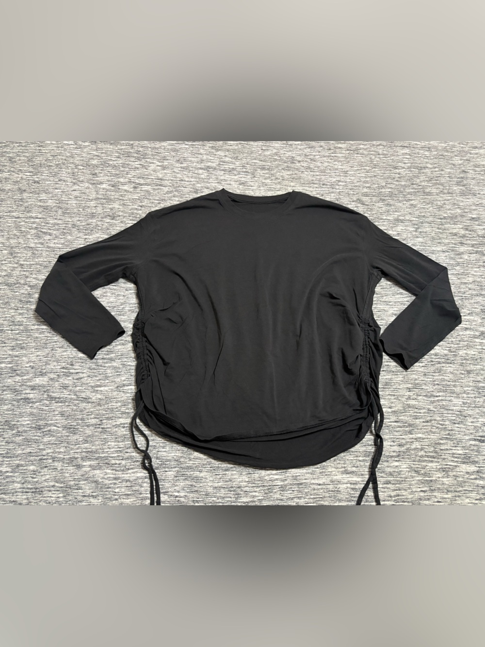 Lululemon Long Sleeve T Shirt L/XL Black with Adjustable Sides